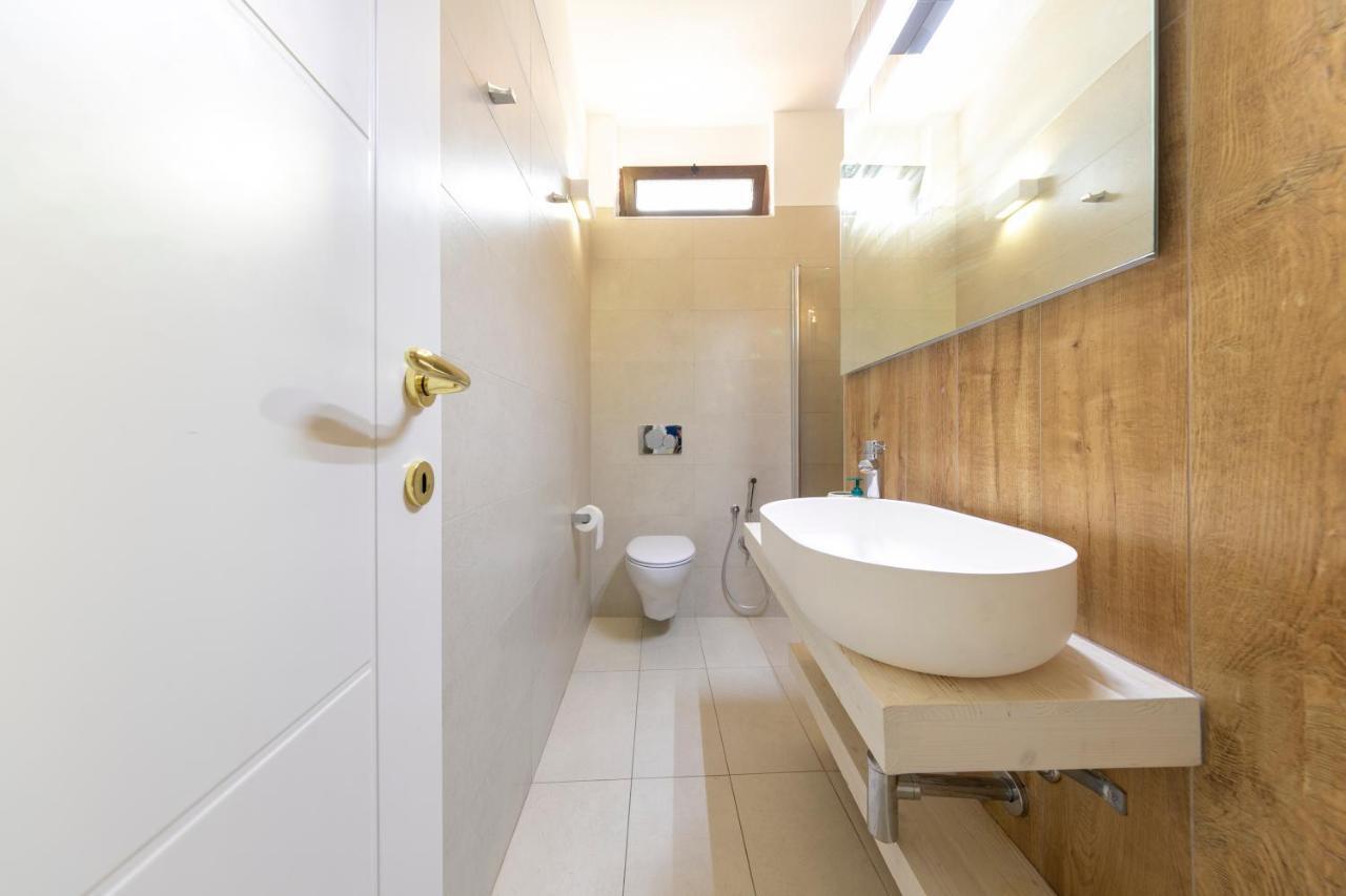 Marenetto Apartments Чефалу Екстериор снимка