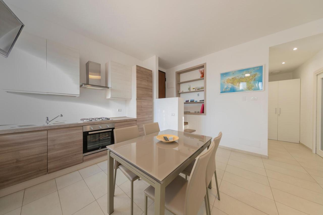 Marenetto Apartments Чефалу Екстериор снимка